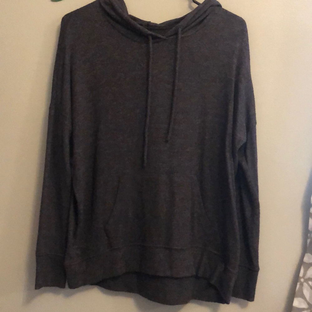 gray/black light sweatshirt